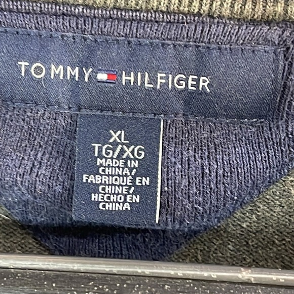 Men’s Tommy Hilfiger Sweater Men’s size XL , V-Neck army green 100%‎ cotton - Picture 2 of 11
